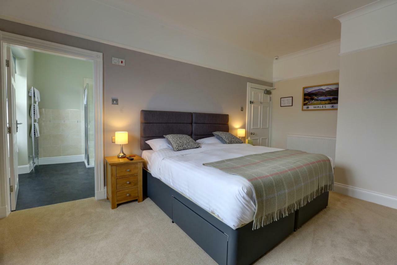 The Grange Guest House بريكون المظهر الخارجي الصورة